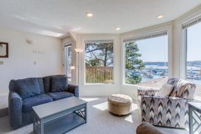 Yaquina Bay Views! Restaurants, Shops, Walk to Everything! Unit 2